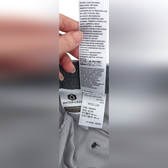 Dockers Men's Light Gray Pants Size W32-L34 US - Picture 11 of 16